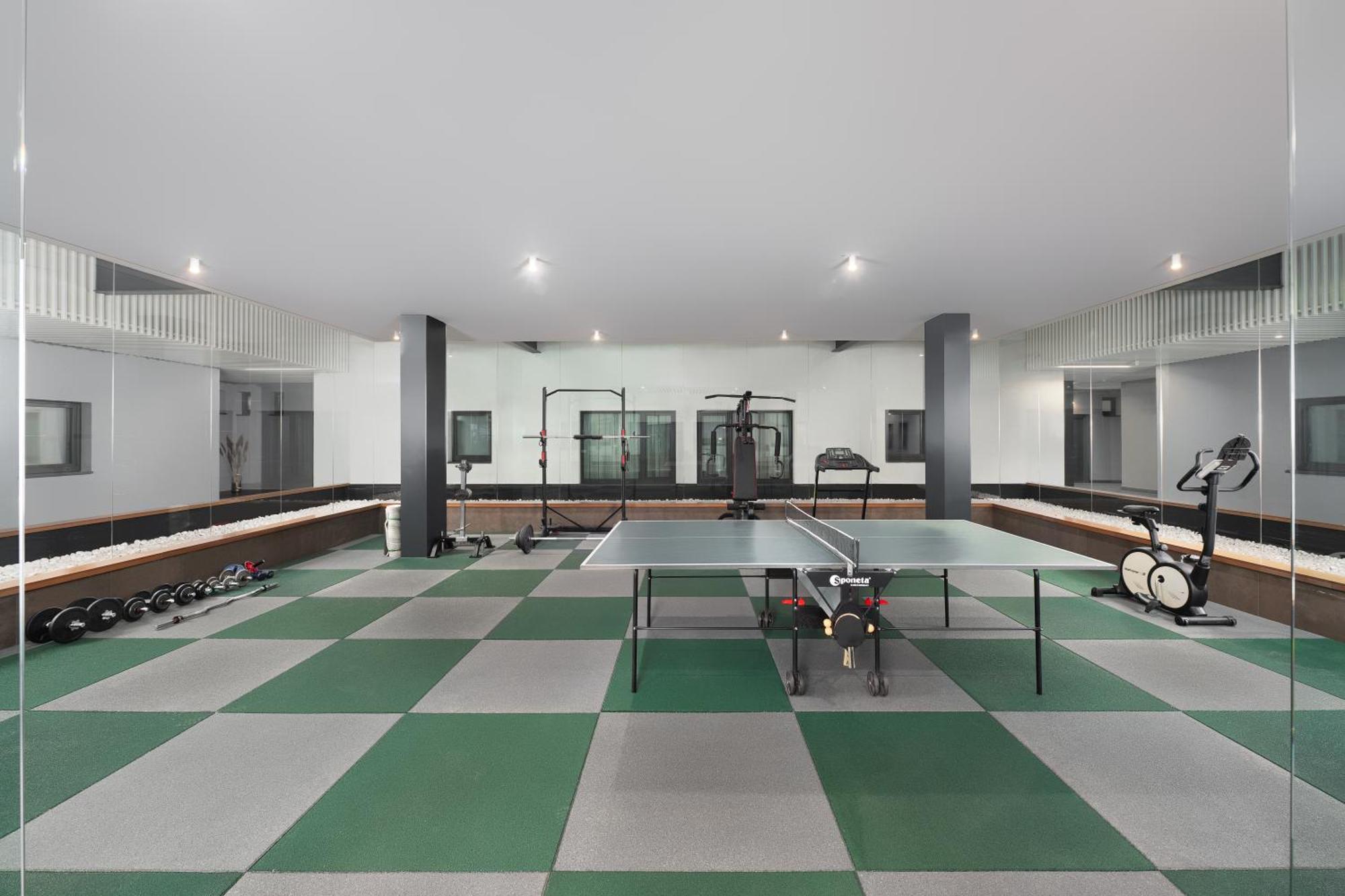 Arthomes Apartments ティミショアラ エクステリア 写真