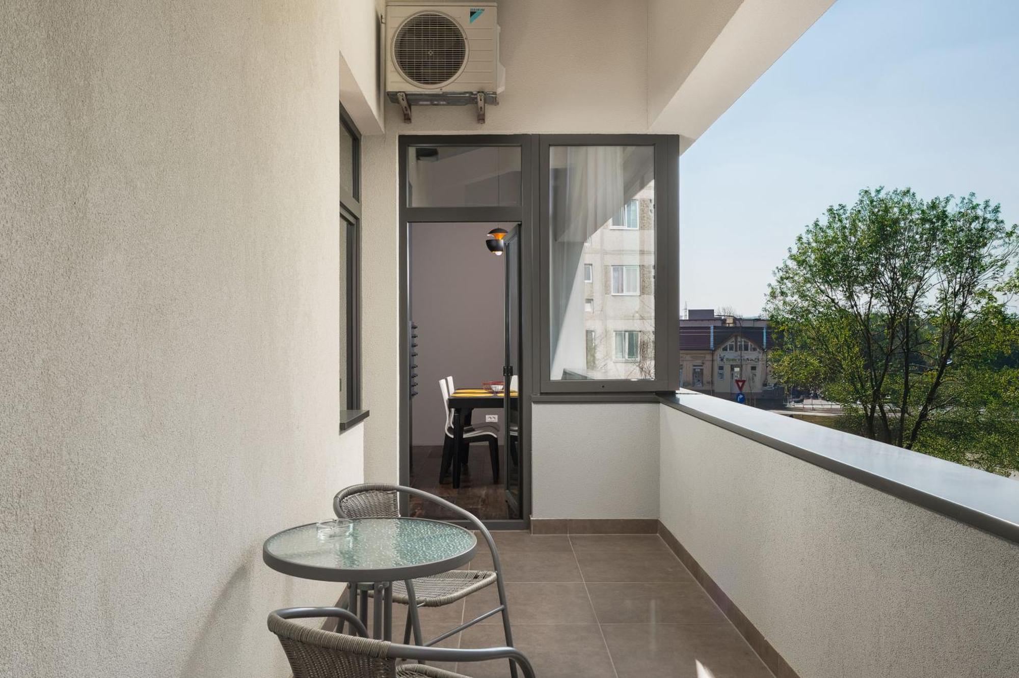 Arthomes Apartments ティミショアラ エクステリア 写真